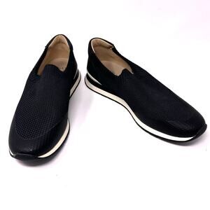 Naturalizer‎ Lafayette Size 8M Slip On Sneakers Shoes Black with White Stripe